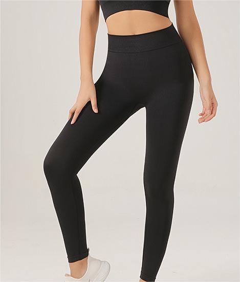 Seamless Knitted Sexy Sports Vest High Waist Hip Lift Trousers Yoga Suit Shock-Absorbing Bra Two-Piece Set