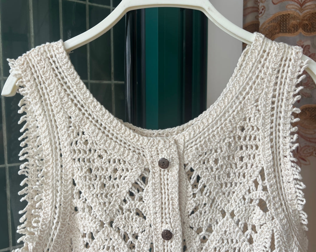 Women Spring And Autumn Cutout Crochet Weave Hem Fringe Vest