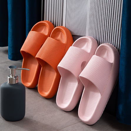 Mute Slippers Women Home Net Infrared Wear Home Slippers Thick Bottom Lightweight Home Bathroom Couples Sandals Shoes