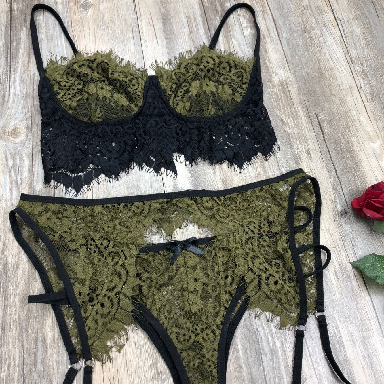Popular Sexy Lingerie Set Lace Stitching Sexy Three Piece Lace Underwear