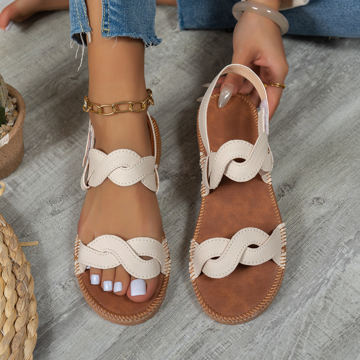 Women Platform Lightweight Women Sandals Velcro Soft Bottom Beach Slippers