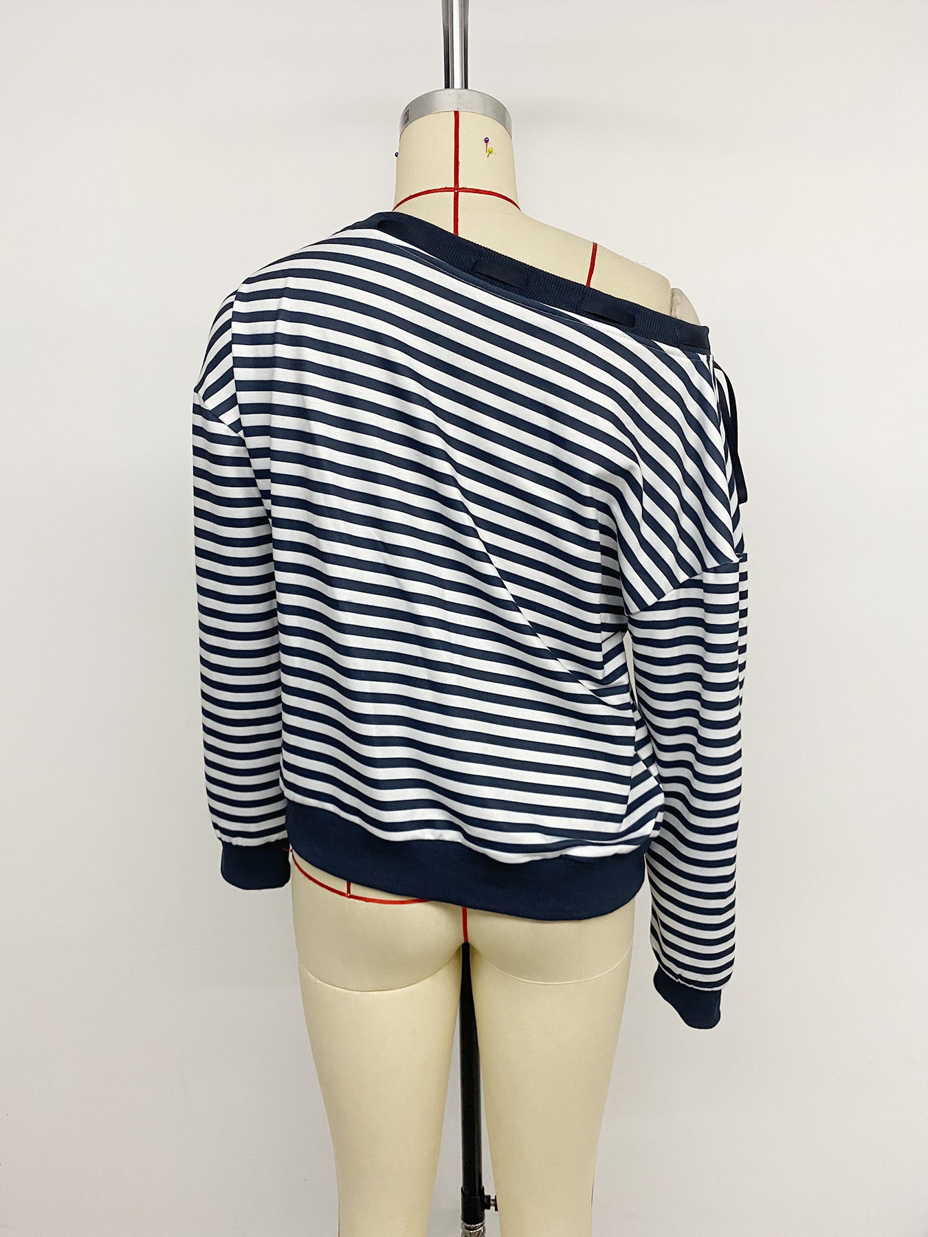 Autumn Casual Laid-Back One-Shoulder Cold Shoulder Classic Striped Sweater for Women