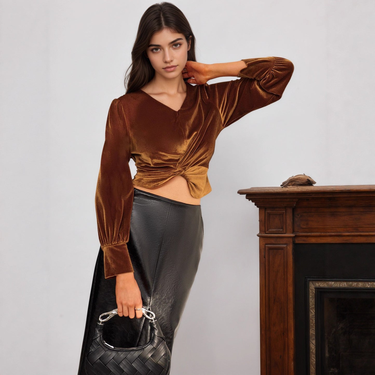 Autumn High Grade Velvet French Chic Waist Twist Design Tight Waist Long Sleeved Shirt Top