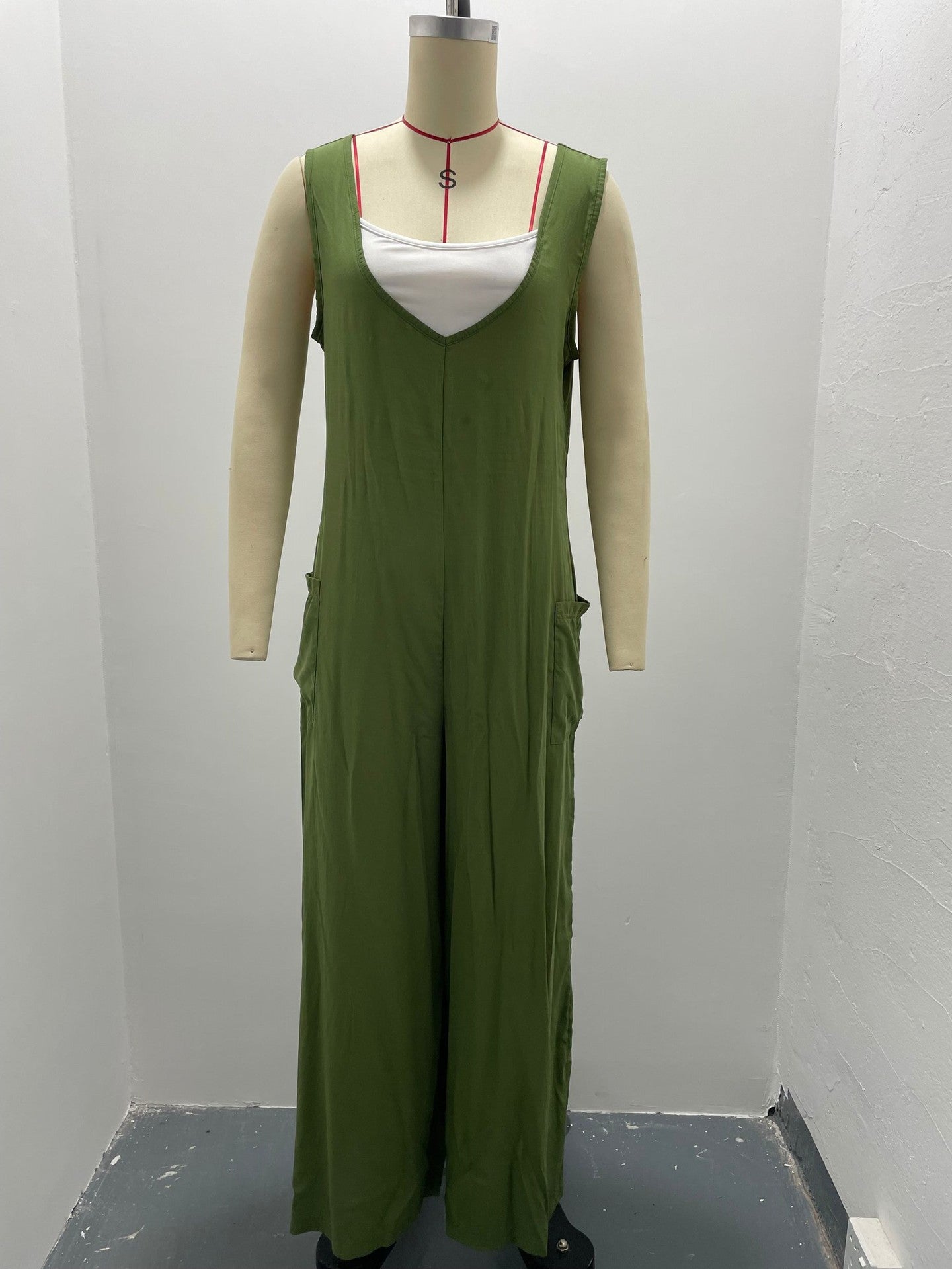 Summer Popular Solid Color Stickers Bags Jumpsuit V neck Suspender Pants Wide Leg Trousers for Women