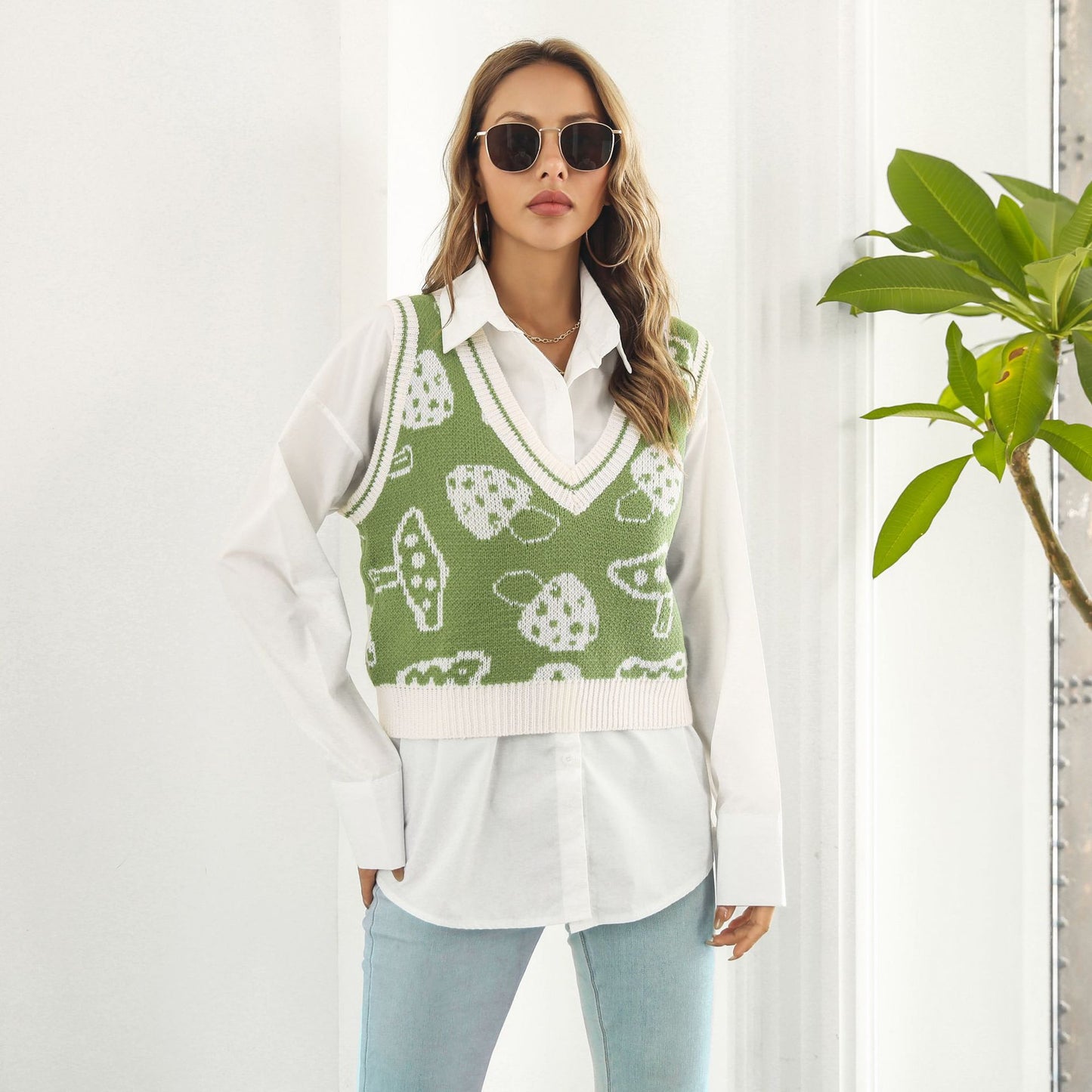 Preppy Cute Mushroom Jacquard Vest Sweater Women Vest Autumn Winter Knitwear Sweater