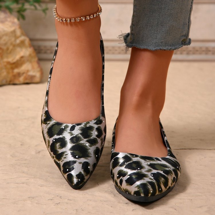 Leopard Print Shallow Mouth Flat Pumps Women Four Seasons All Matching Pointed Toe Rhinestone Lazy Work Shoes