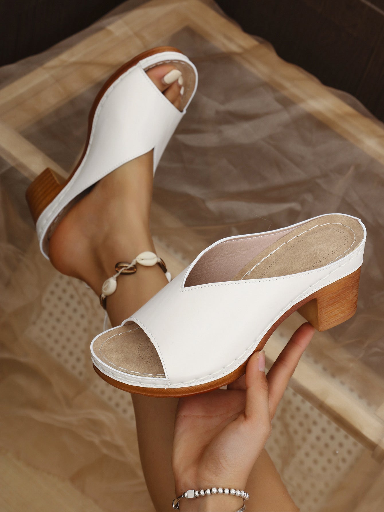 Thick Heel Open Toe Peep Toe Slippers Women Chunky Heel One Line Golden High Heel Slippers