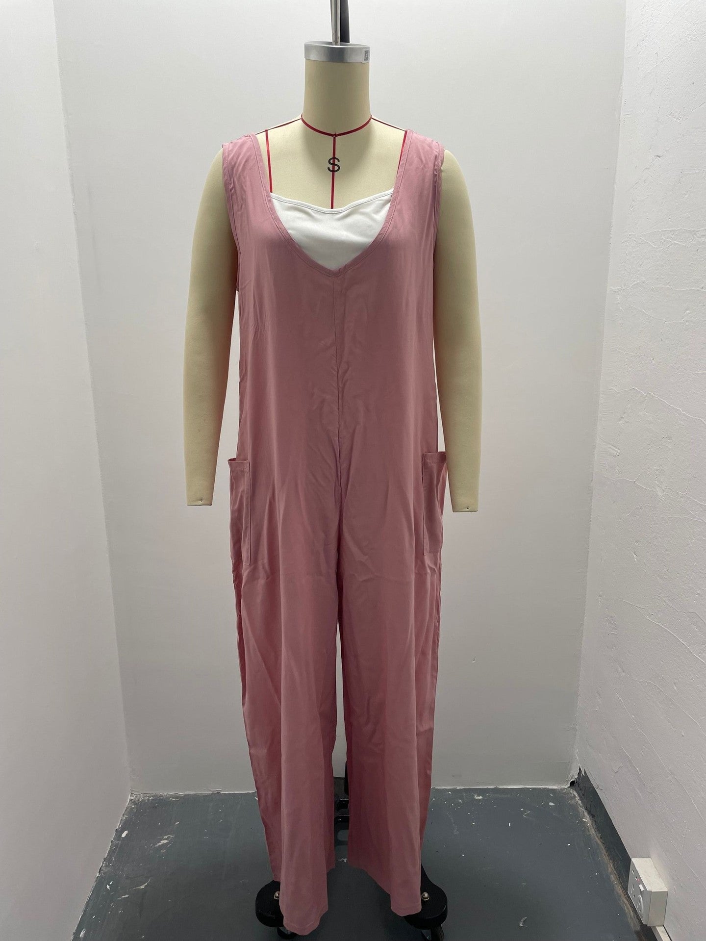Summer Popular Solid Color Stickers Bags Jumpsuit V neck Suspender Pants Wide Leg Trousers for Women