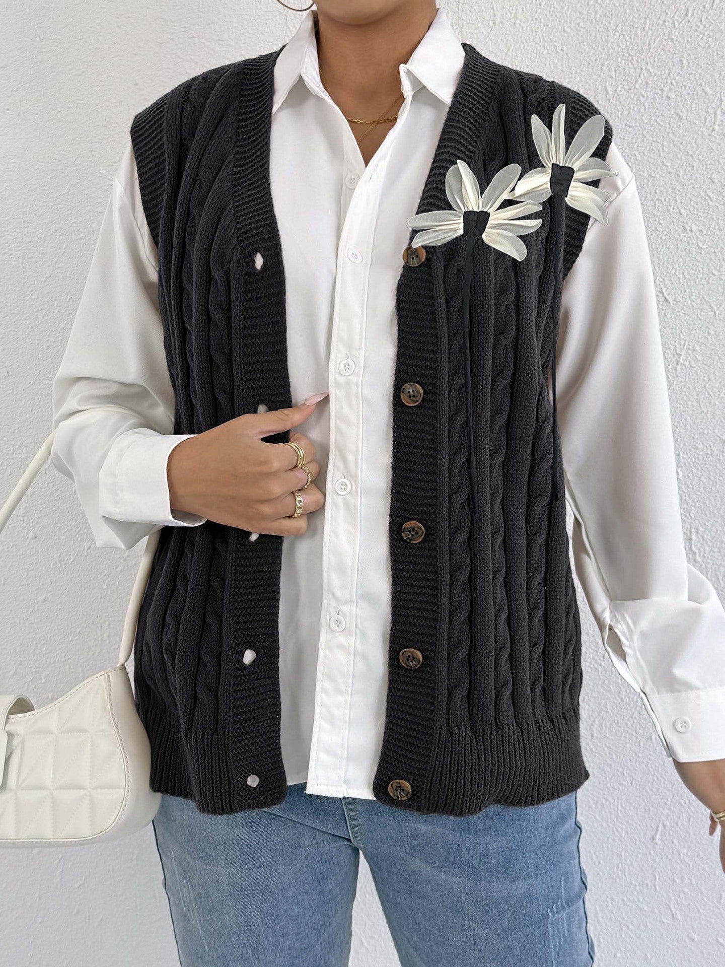 Women Knitted Cardigan Autumn Winter Women Clothing Casual Outerwear Vest Twist Woven Sweater Three Dimensional Floral Stitching Vest