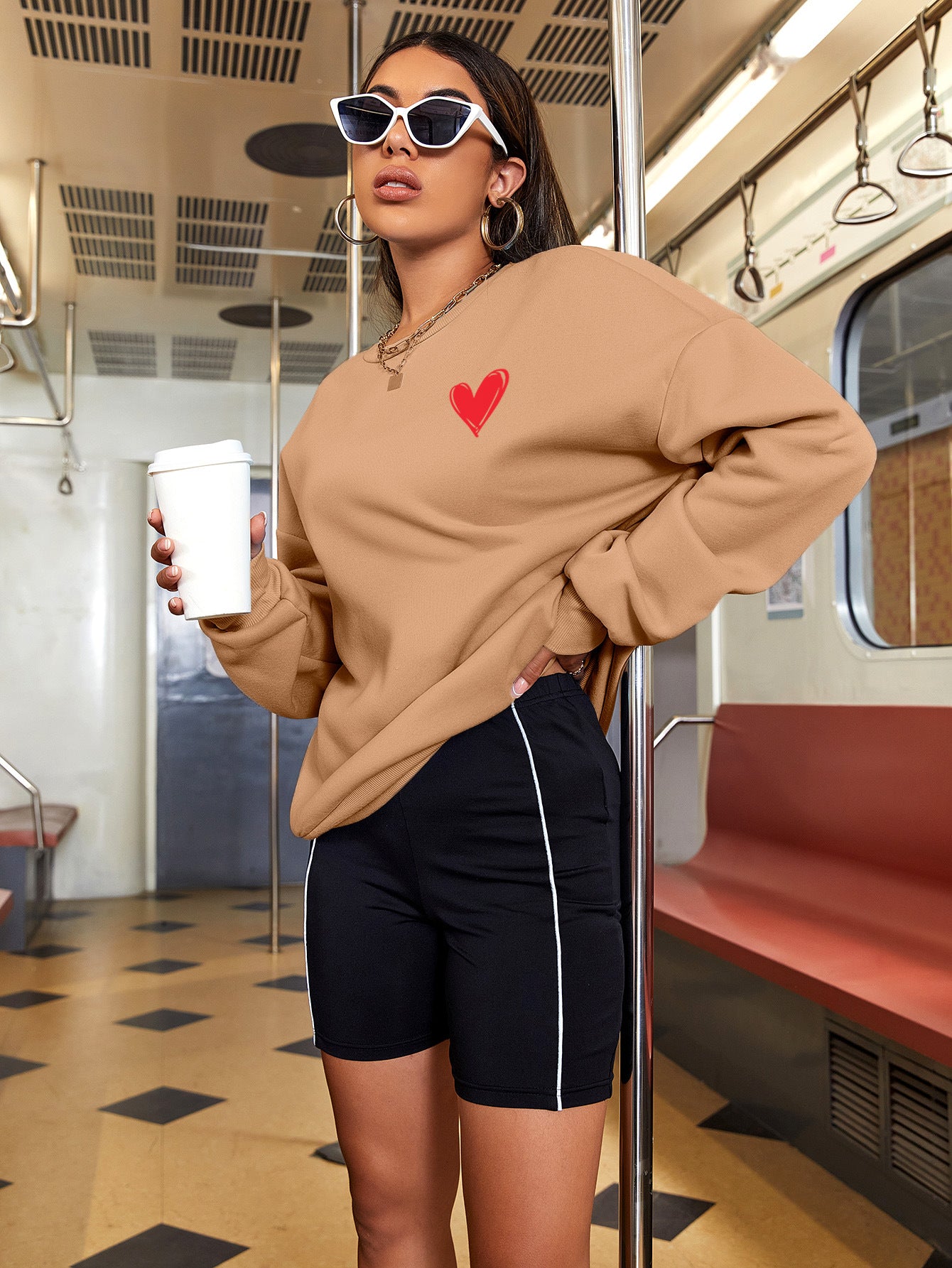 Casual Love Heart Line Letter Graphic Print round Neck Long Sleeve Sweatshirt Sweatshirt