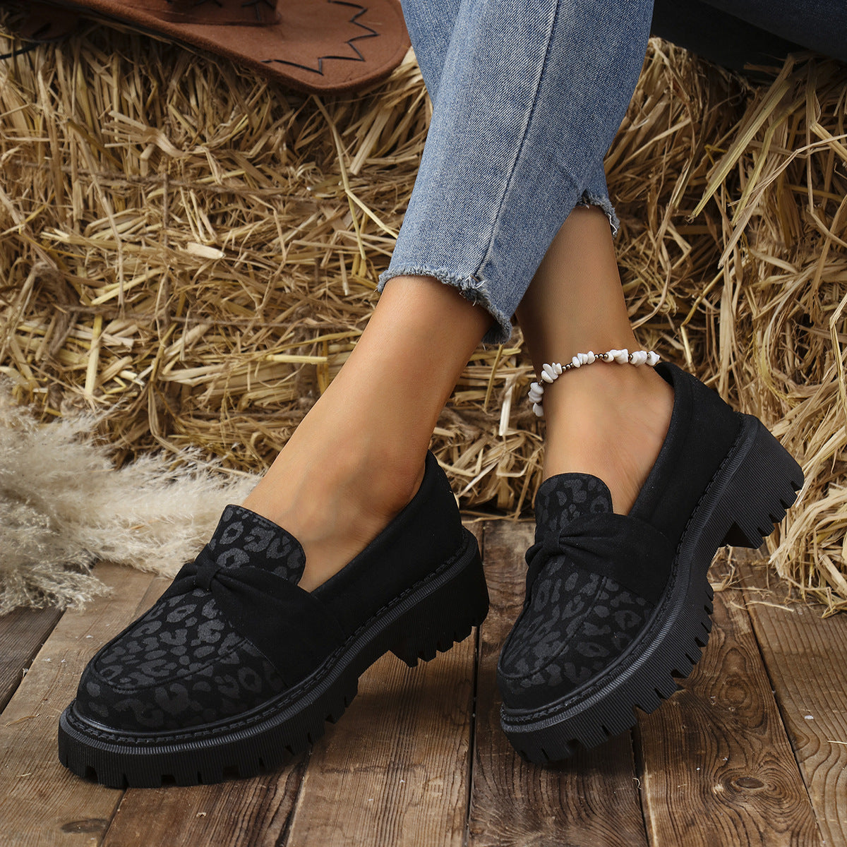 Leopard Print Color Matching Platform Shoes Women Retro Mid Mouth Slip on Loafers