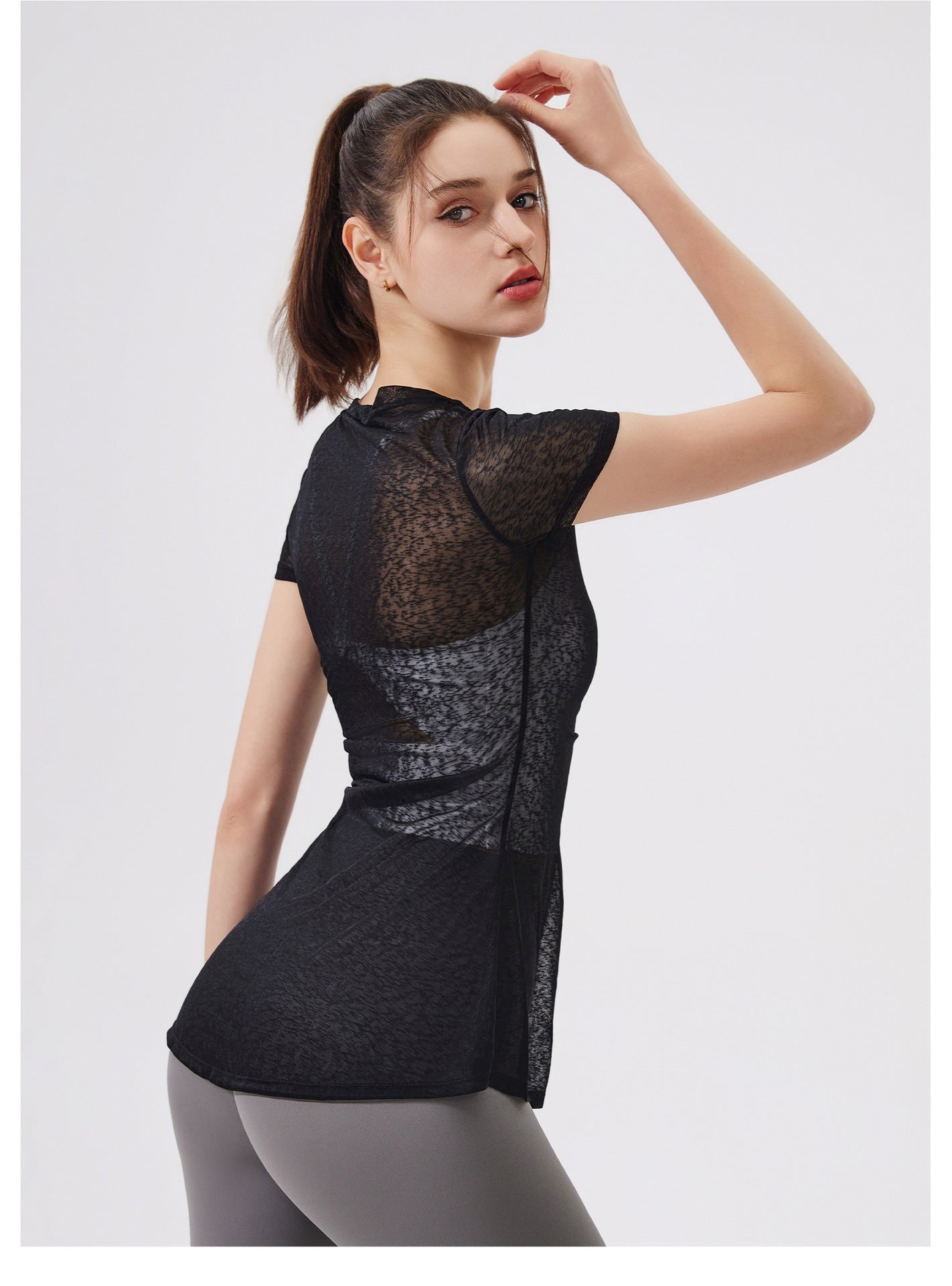 Thin Short Sleeve Slim Fit Breathable Yoga Blouse round Neck Mid Length Waist Fitness Clothes Yoga Clothes Workout Top