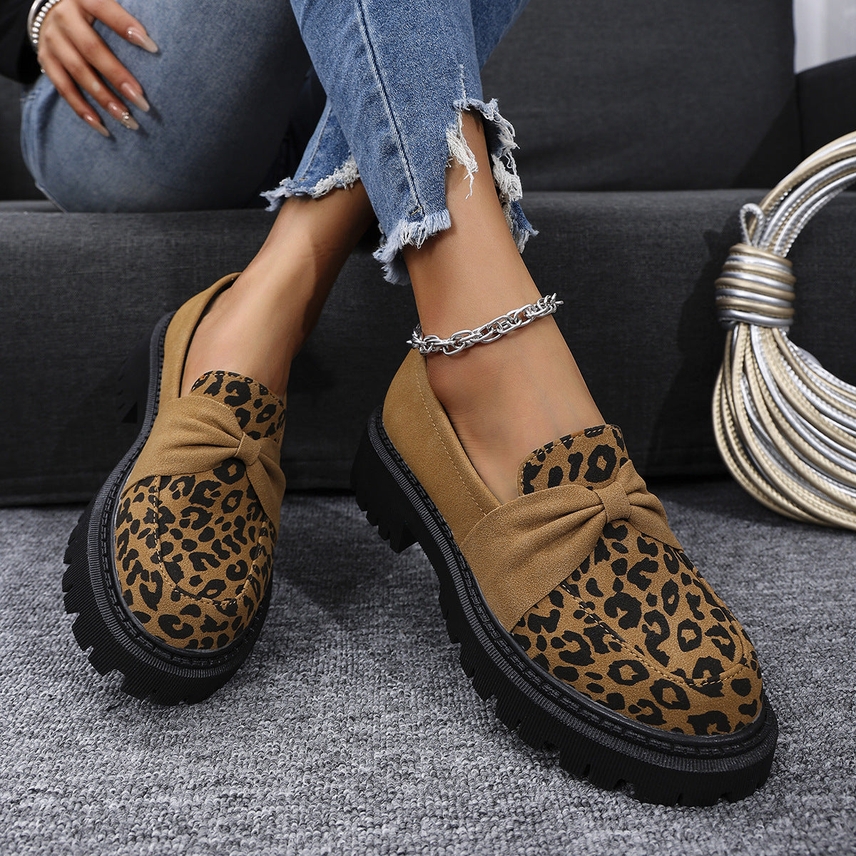 Leopard Print Color Matching Platform Shoes Women Retro Mid Mouth Slip on Loafers