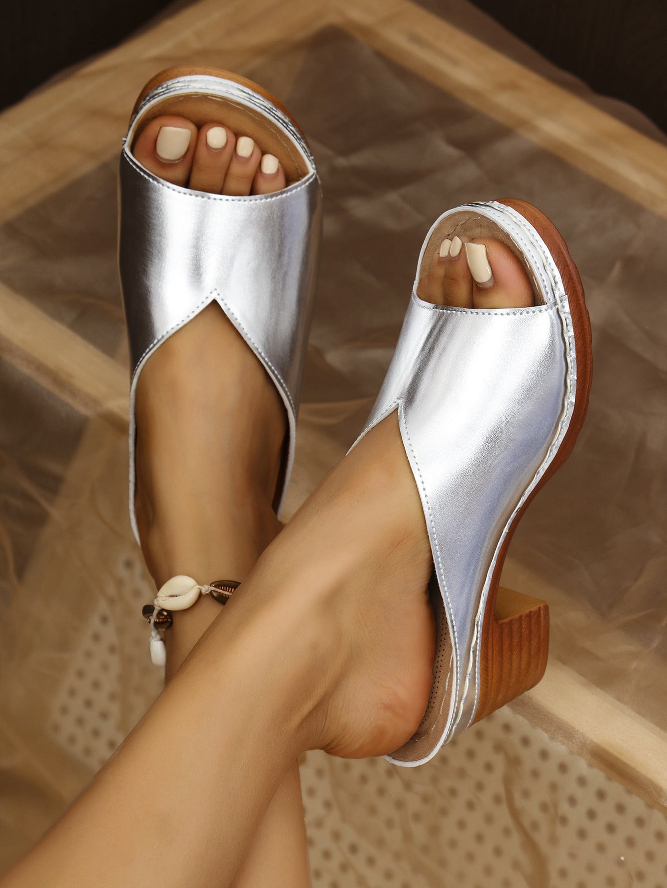 Thick Heel Open Toe Peep Toe Slippers Women Chunky Heel One Line Golden High Heel Slippers