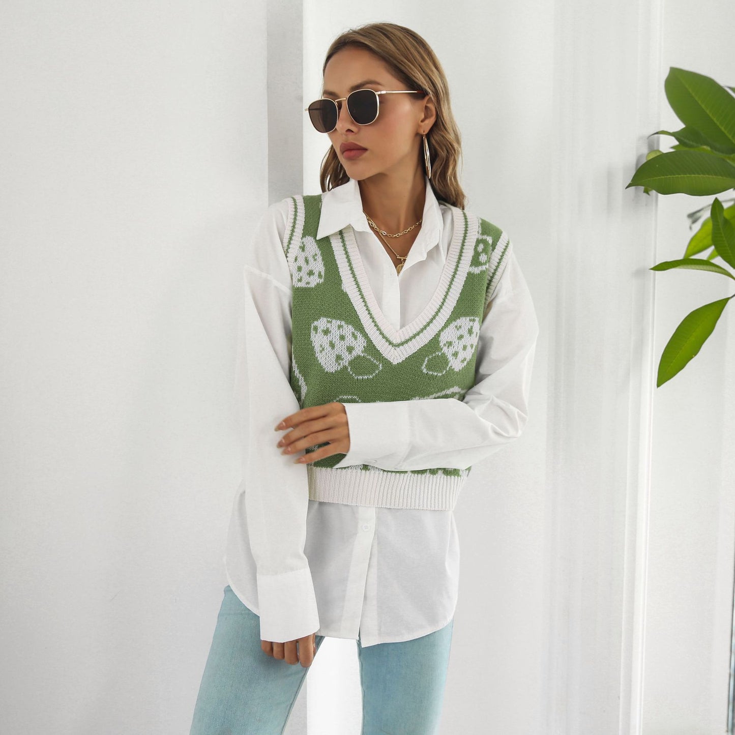 Preppy Cute Mushroom Jacquard Vest Sweater Women Vest Autumn Winter Knitwear Sweater