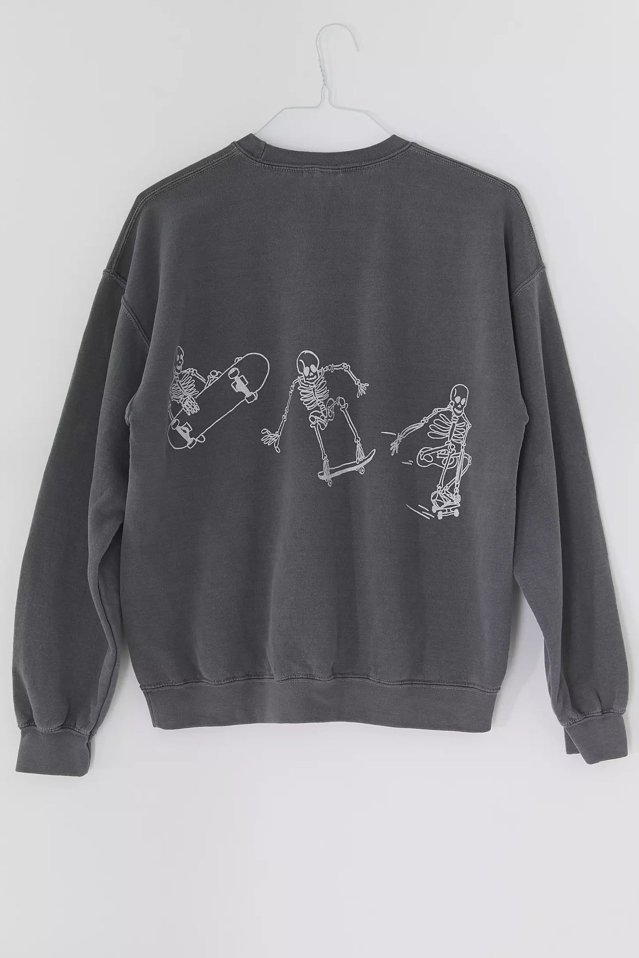 Autumn Winter Women Wear Long Sleeve Solid Color Skull Skateboard Printing Loose Casual Long Sleeves