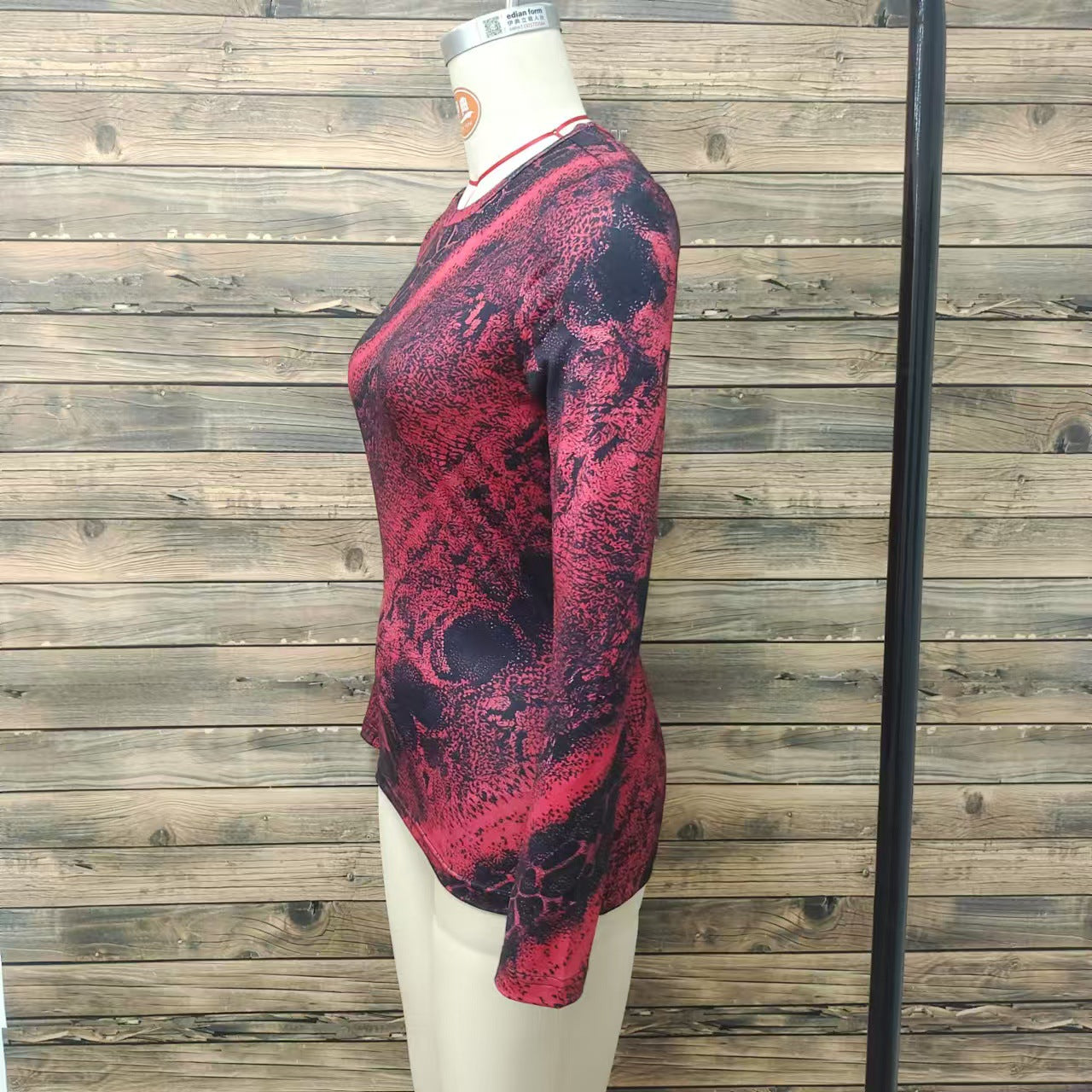 Women Autumn Long Sleeve Leopard Print Slim Fit Top round Neck Women Clothing
