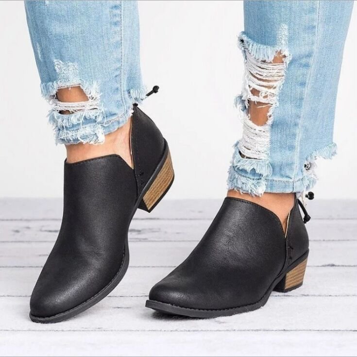 Four Seasons British Chunky Heel Ankle Boots Women Solid Color Pointed Toe Back Zipper Low Heel Shoes