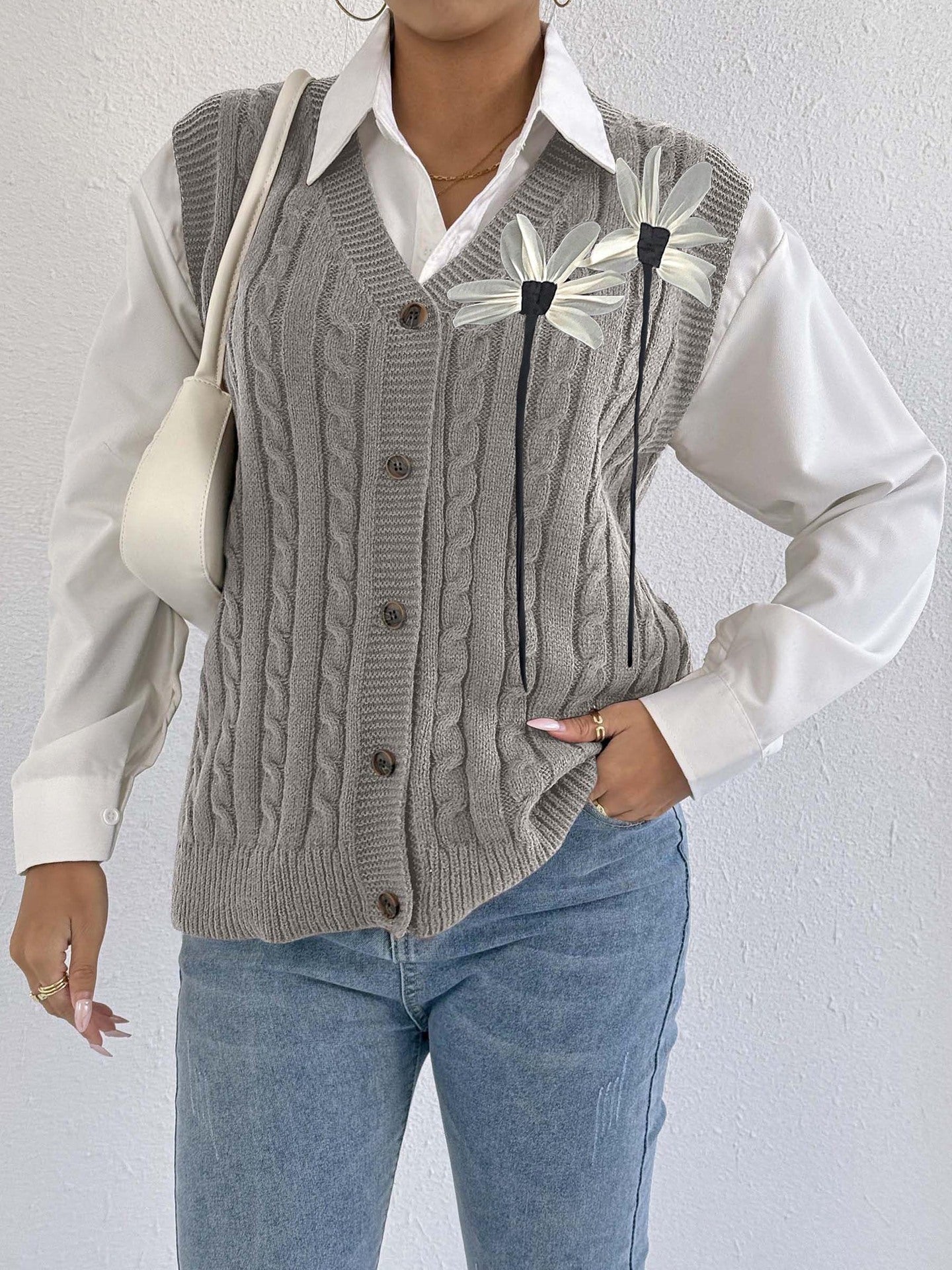 Women Knitted Cardigan Autumn Winter Women Clothing Casual Outerwear Vest Twist Woven Sweater Three Dimensional Floral Stitching Vest