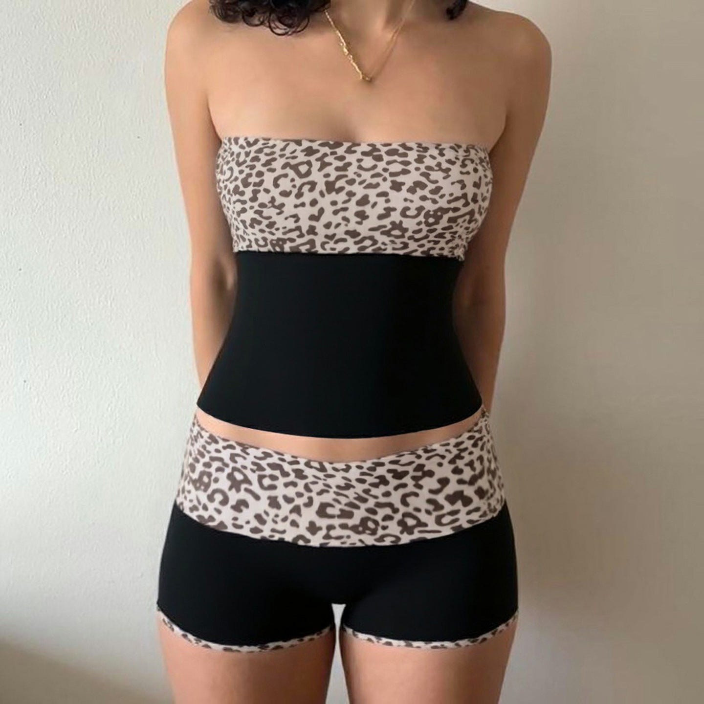 Sexy Women Wear Leopard Splicing Casual Tube Top Shorts Set Slimming Top Hip Boxer Shorts Two Piece Set
