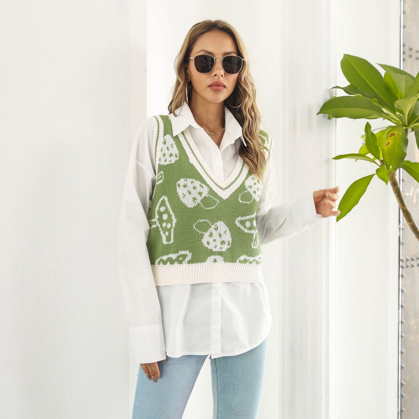 Preppy Cute Mushroom Jacquard Vest Sweater Women Vest Autumn Winter Knitwear Sweater