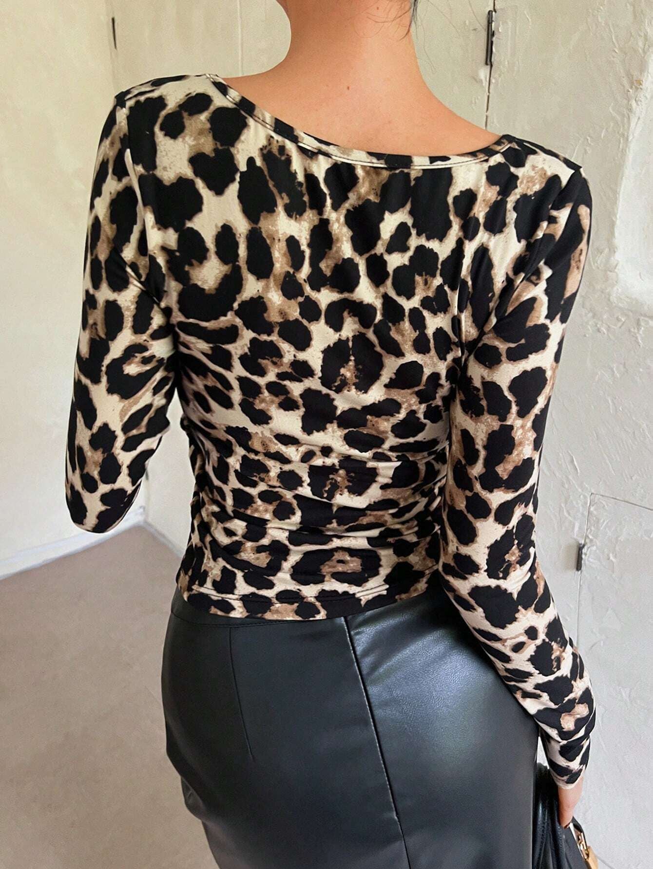 Spring Women Leopard Print Scoop Slim Fit Long Sleeved T shirt Top Women
