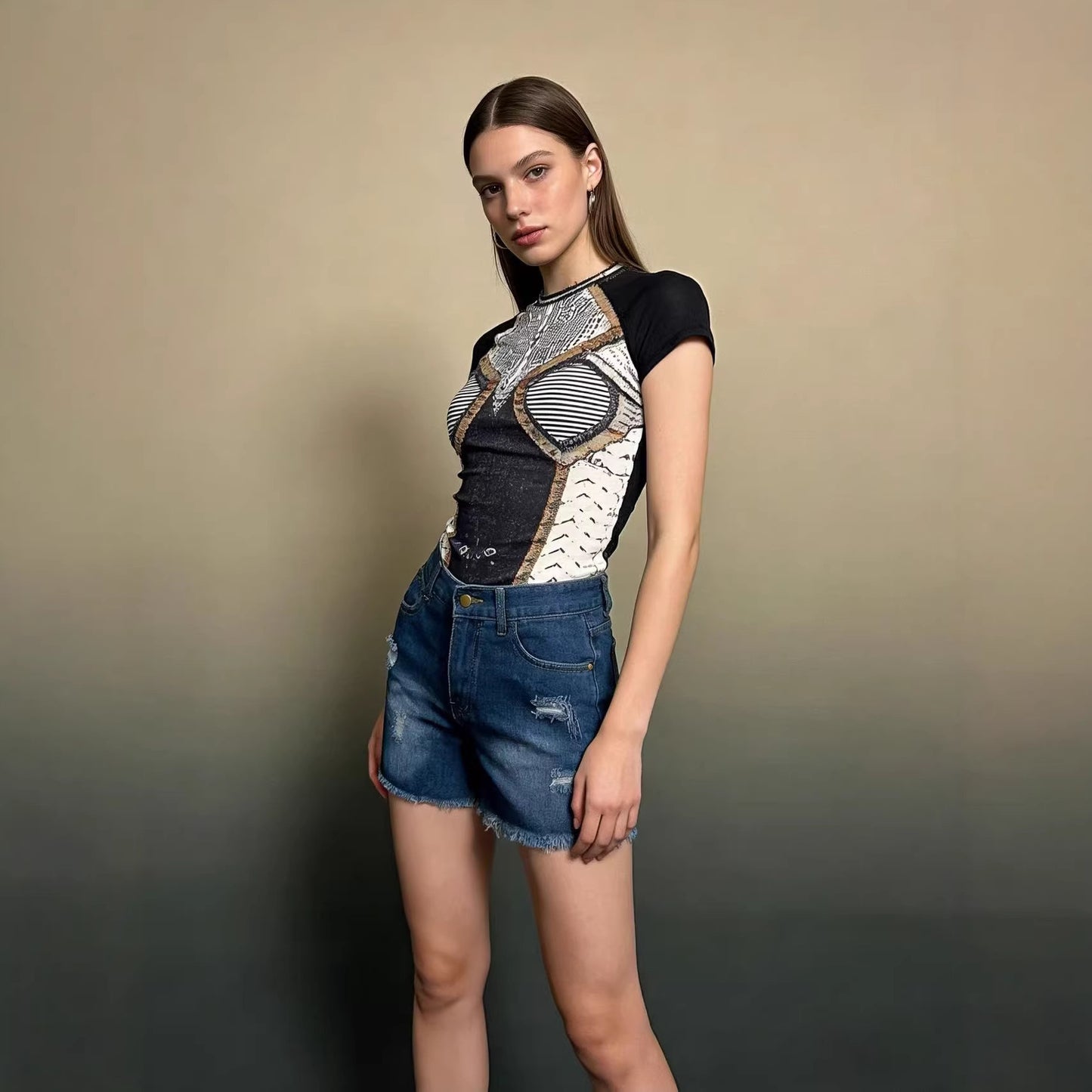 Women High Waist Slim Ripped Shorts