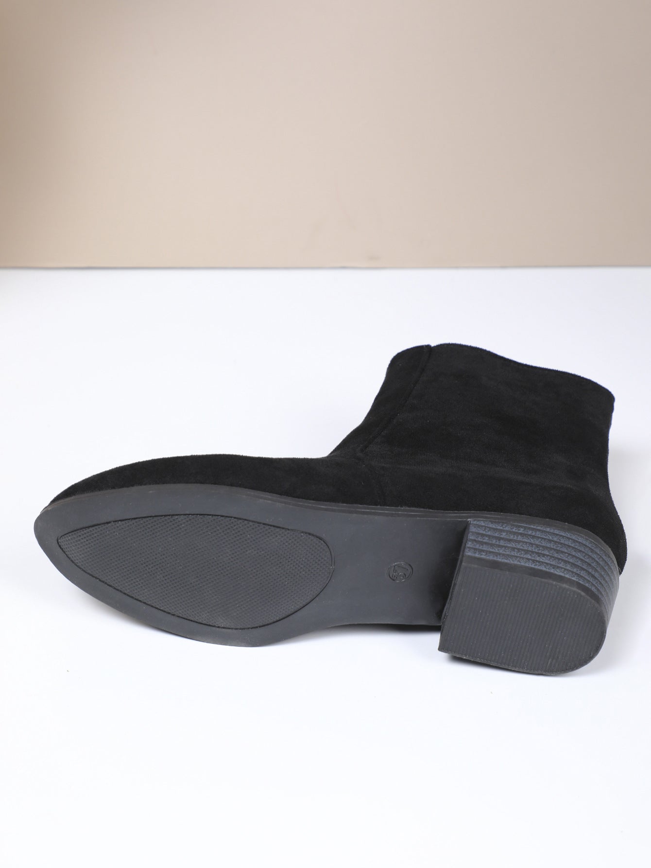 Suede Short Martin Boots Women Thick Heel with British Side Thin Coat with Zip Ankle Boots